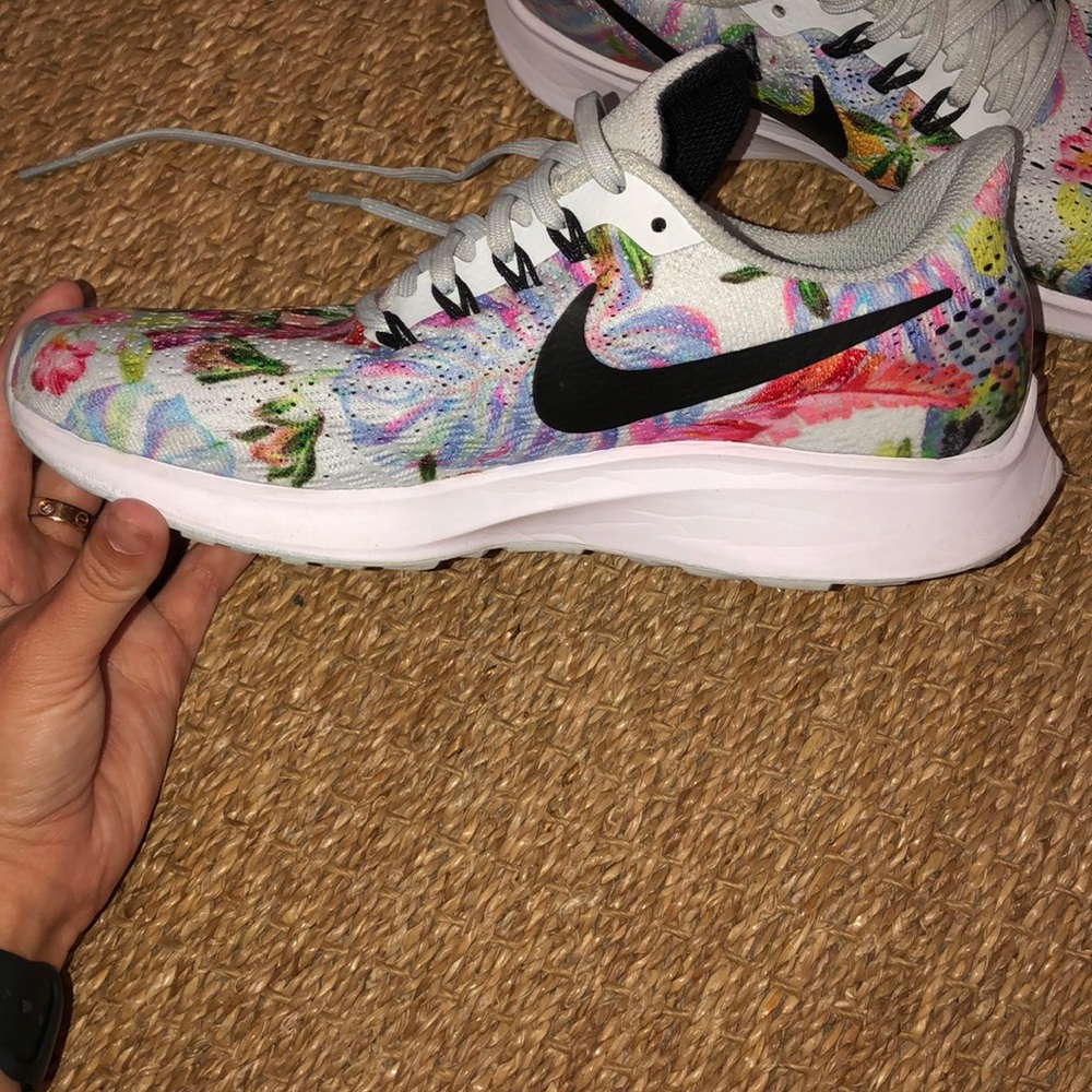 Nike Floral Athletic Shoes - Multicolor and Black